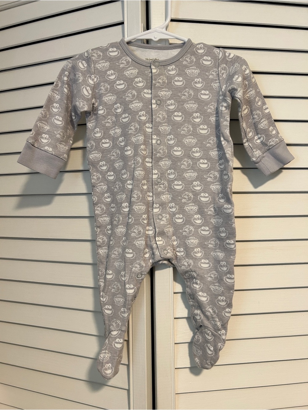 The Land of Nod Gray Footed One-Piece Sesame Street Pajamas 3-6 Months